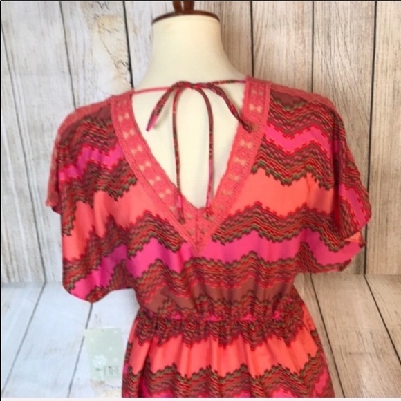 Coral printed dress w/ lace detail & pockets - Picture 8 of 8